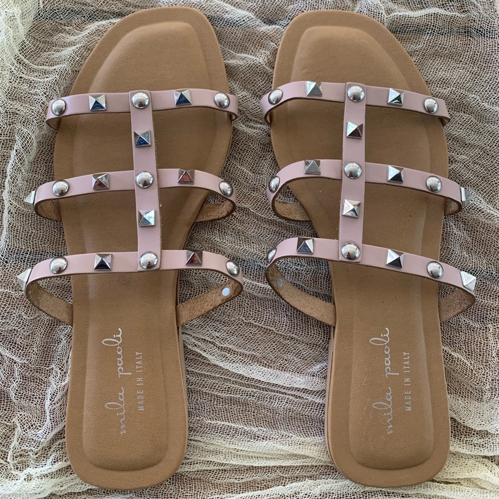 Mila Paoli Made in Italy Pale Pink Studded Sandals Size 7 1/2 Slip On Flats